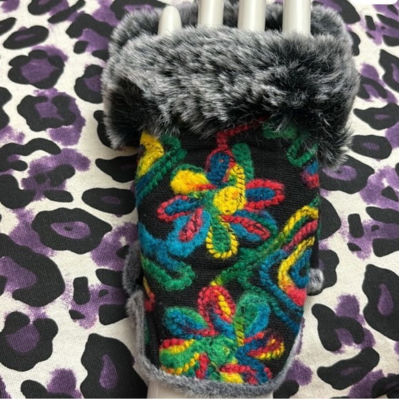 Fine Art Inspired Starry Night Van Gogh & Monet Madam Touch Screen Blue or Green - Picture 4 of 13